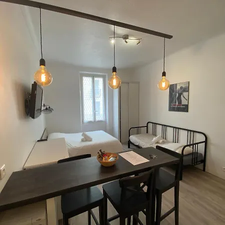 Apartment Foch *