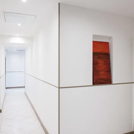 Foch Apartment